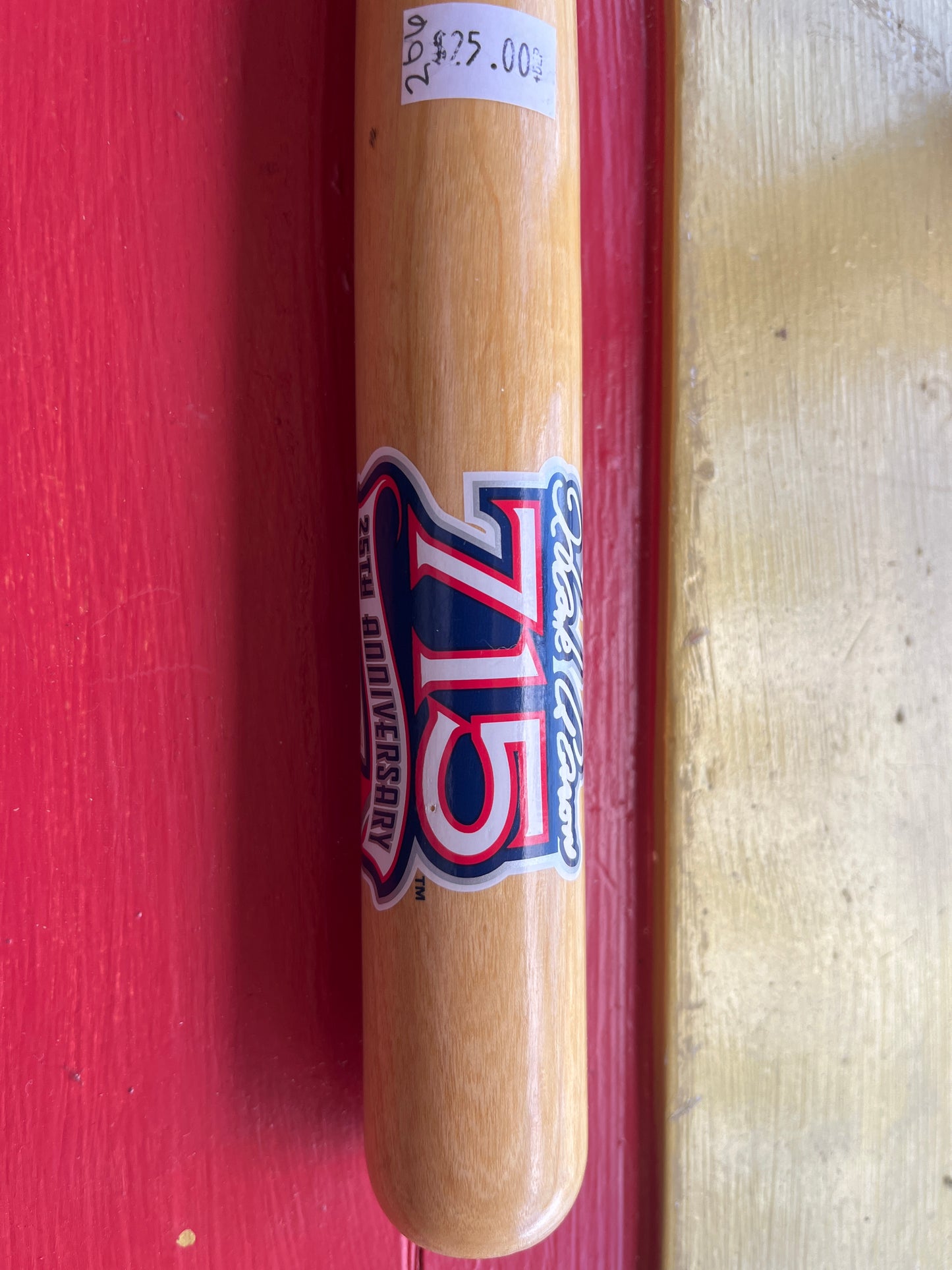 Hank Aaron 25th anniversary commemorative  mini bat