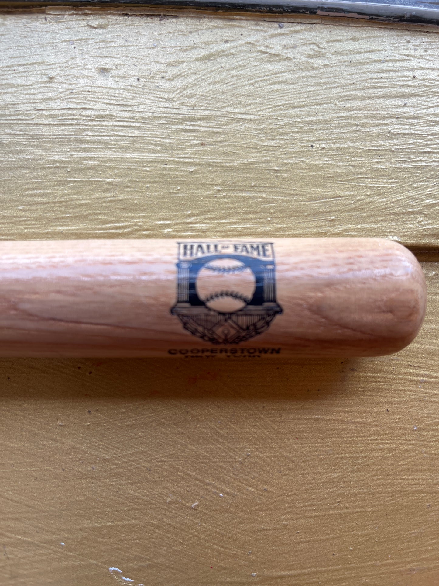 Hall of Fame Cooperstown Louisville slugger mini bat